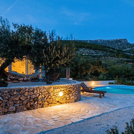 Holiday Home Zlatni San - Private Heated Pool Bol Exterior photo