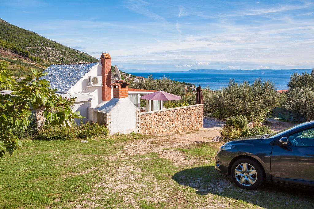 Holiday Home Zlatni San - Private Heated Pool Bol Room photo